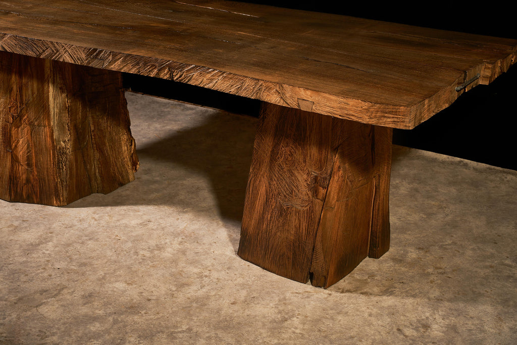 https://a.1stdibscdn.com/sculptural-authentic-solid-oak-dining-table-in-brutalist-style-by-sergio-vulpe-for-sale-picture-9/f_99712/f_452103121748407688773/handmade_table_master.jpg