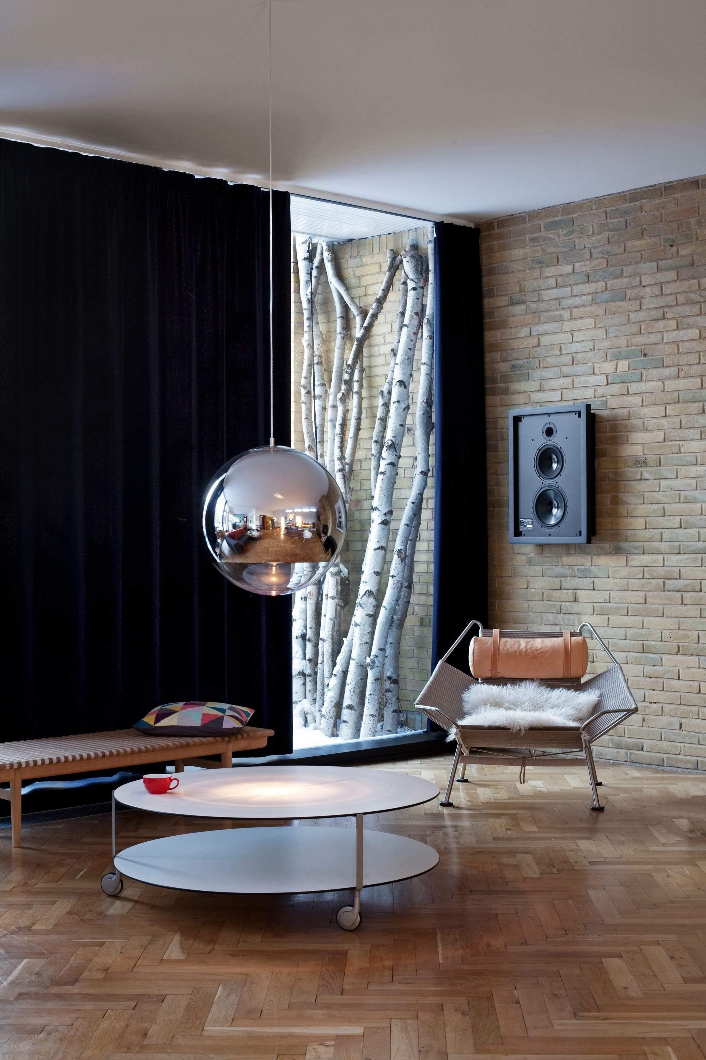 https://a.1stdibscdn.com/hans-wegner-natural-flag-halyard-chair-by-pp-mobler-for-sale-picture-2/f_9409/f_446219621744913676335/hans_wegner_natural_flag_halyard_chair_by_pp_mobler_monc_xiii_2_master.jpg
