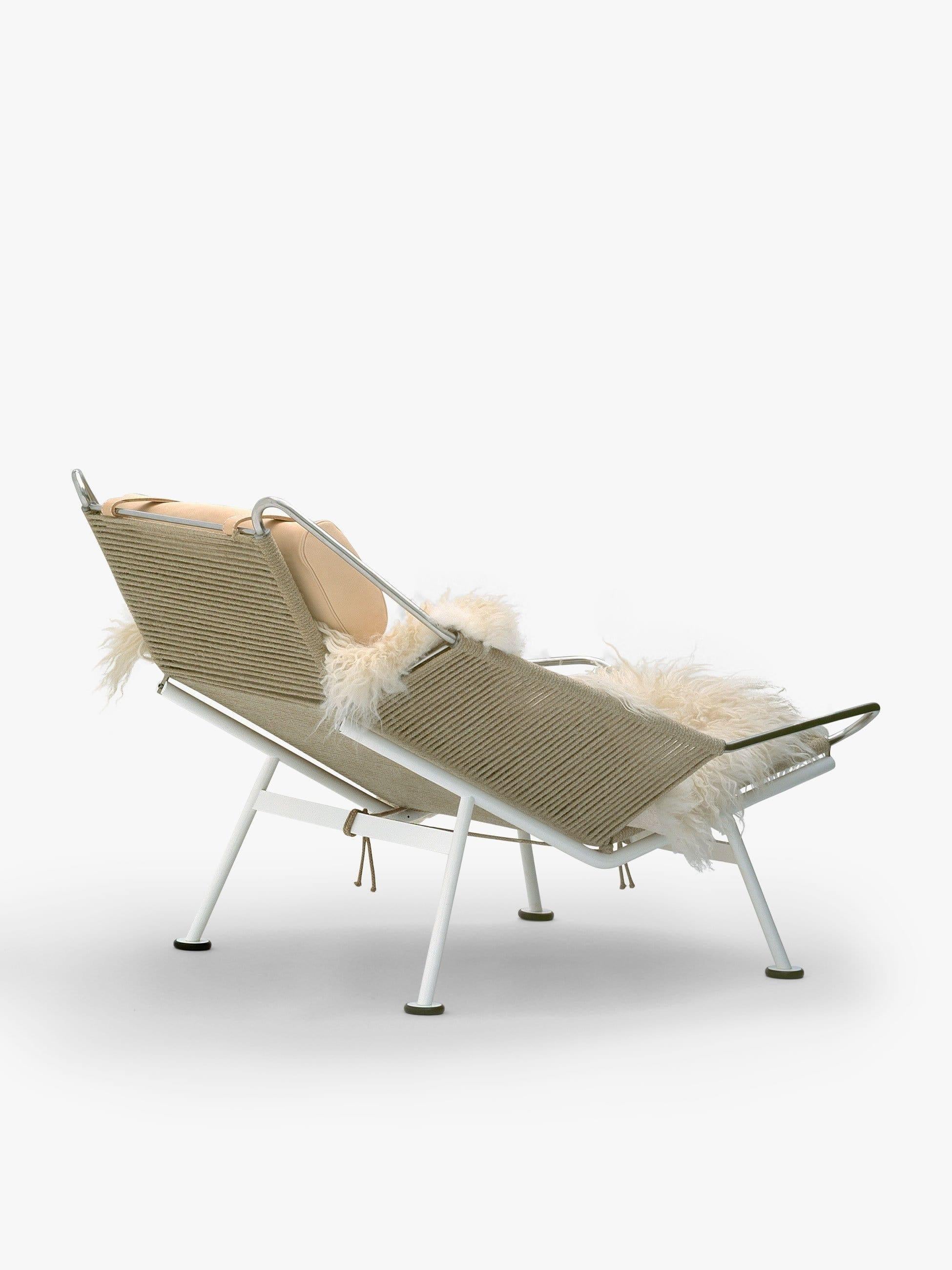 https://a.1stdibscdn.com/hans-wegner-natural-flag-halyard-chair-by-pp-mobler-for-sale-picture-3/f_9409/f_446219621744913700350/hans_wegner_natural_flag_halyard_chair_by_pp_mobler_monc_xiii_3_30104182522086_master.jpg