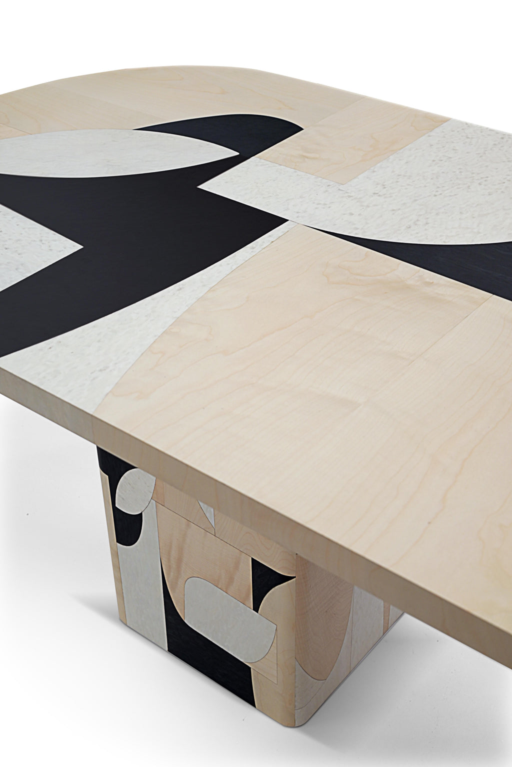 https://a.1stdibscdn.com/harlequin-collector-by-alter-ego-for-sale-picture-4/f_53522/f_474939421773152233527/harlequine_diniingtable_collector_master.jpg