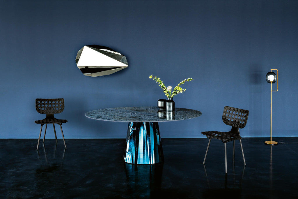 https://a.1stdibscdn.com/classicon-pli-table-in-blue-with-lacquer-top-by-victoria-wilmotte-for-sale-picture-2/12330573/f_138535811551443424859/hassos_piega_mirror_pli_table_lantern_light_print_6__master.jpg