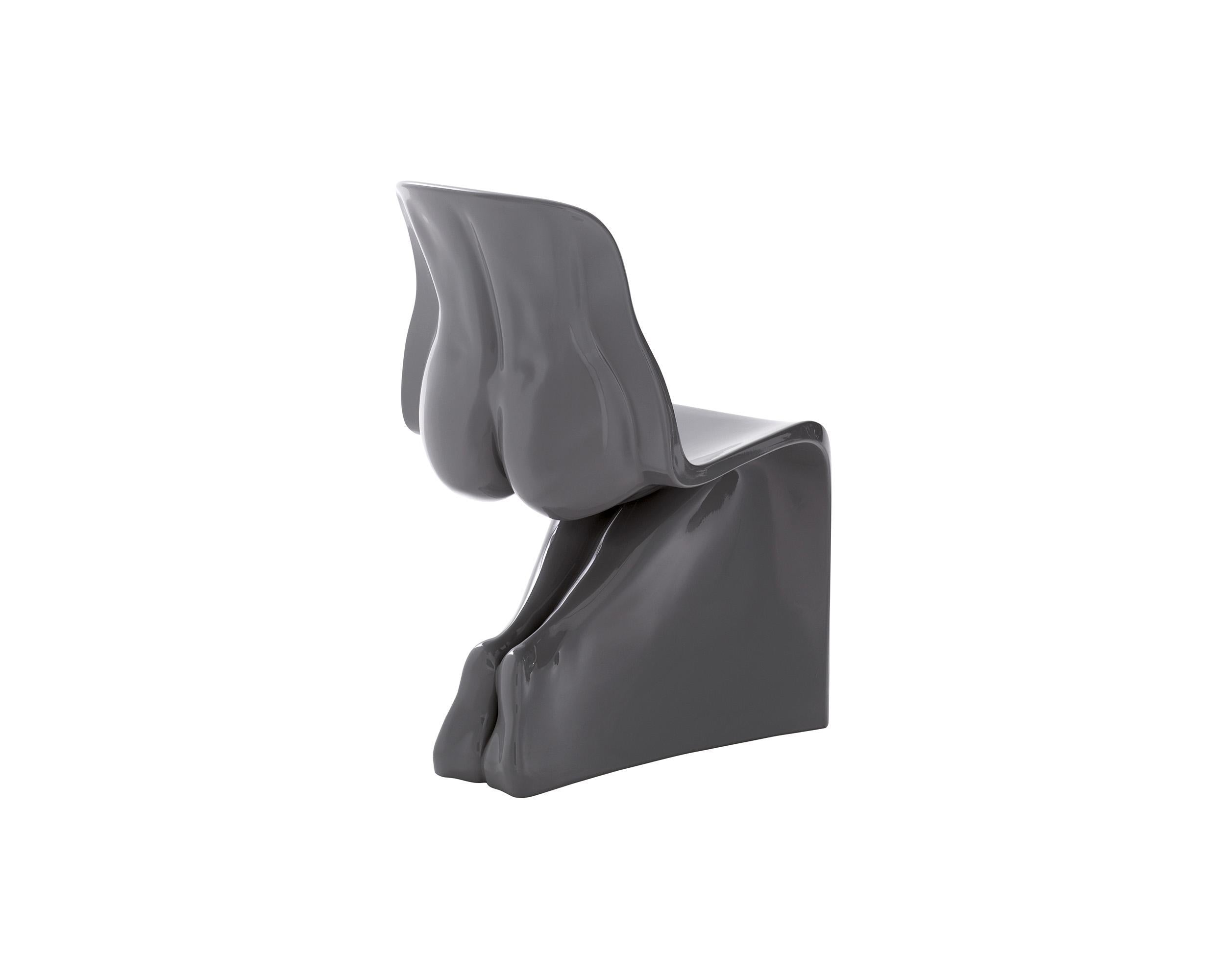 https://a.1stdibscdn.com/casamania-her-glossy-chair-in-black-by-fabio-novembre-for-sale-picture-18/f_16392/f_408025221721985545300/her_lucida_01_5x4_master.jpg