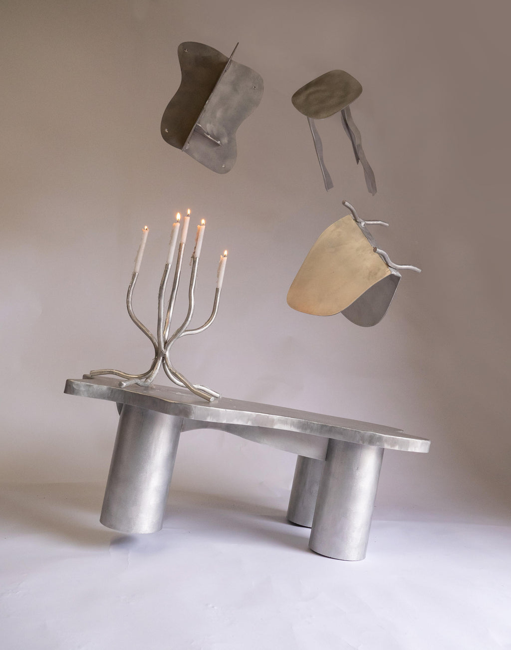 https://a.1stdibscdn.com/coffee-table-by-joseph-ellwood-for-six-dots-design-for-sale-picture-5/f_80022/f_390270621711550066535/hero_image_1_master.jpg