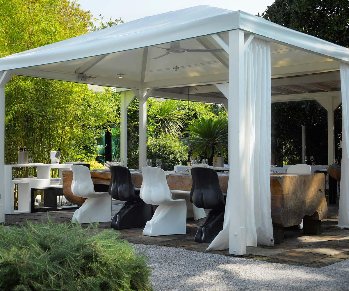 https://a.1stdibscdn.com/casamania-him-set-of-two-matt-chairs-in-white-by-fabio-novembre-for-sale-picture-3/f_16392/f_408042221721992184160/him_her_opaca_06_master.jpg