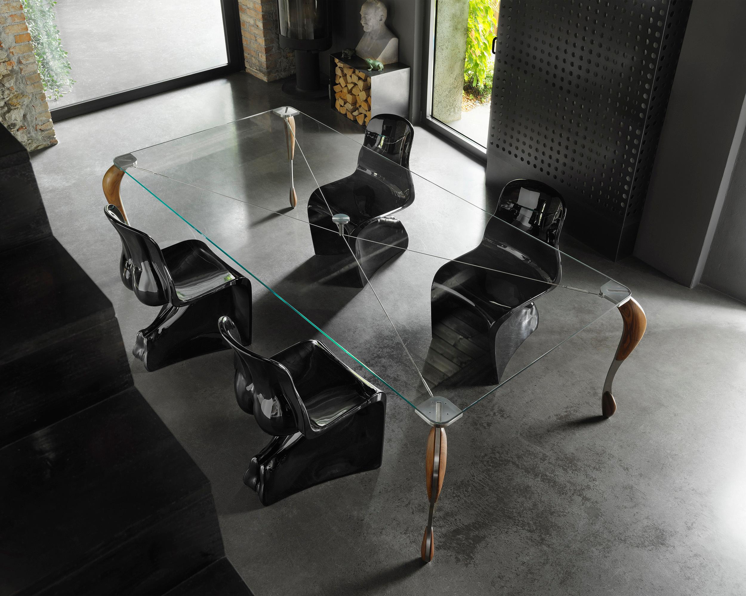 https://a.1stdibscdn.com/casamania-him-glossy-chair-in-black-by-fabio-novembre-for-sale-picture-15/f_16392/f_408038921721990803903/him_lucida_05_5x4_master.jpg