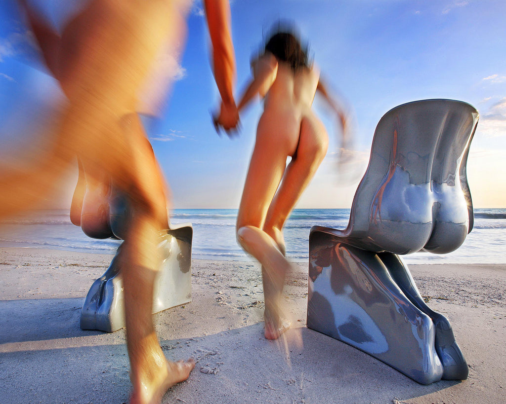 https://a.1stdibscdn.com/casamania-him-glossy-chair-in-white-by-fabio-novembre-for-sale-picture-6/f_16392/f_408037621721990529952/him_lucida_08_5x4_master.jpg