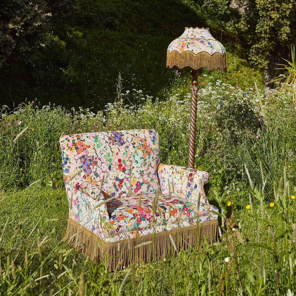 https://a.1stdibscdn.com/hollyhocks-velvet-loveseat-spring-for-sale-picture-4/22569652/f_343394121685436309160/hollyhocks_velvet_loveseat_spring_lifestyle_1_master.jpg