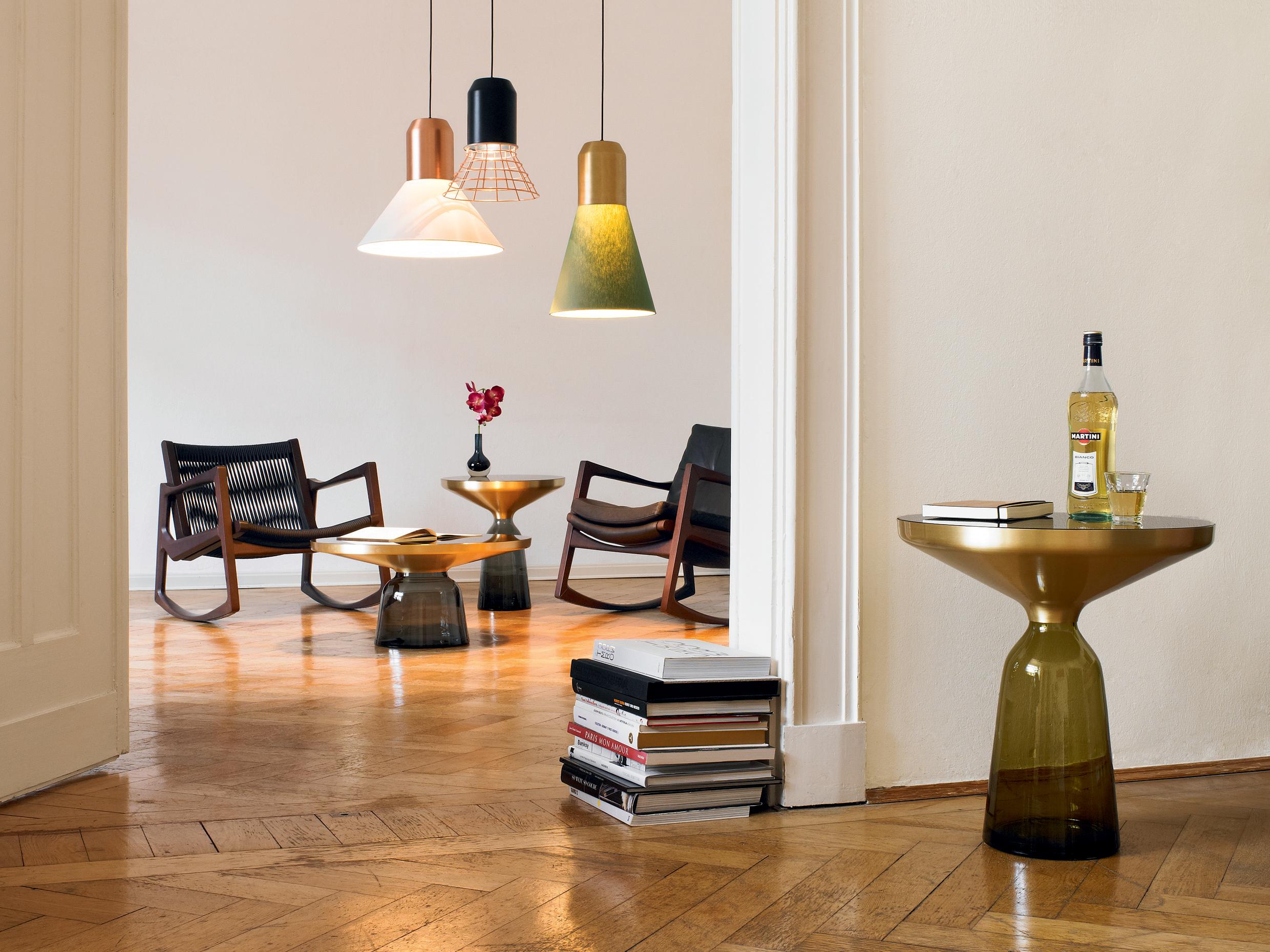 https://a.1stdibscdn.com/classicon-bell-coffee-table-in-olive-green-by-sebastian-herkner-for-sale-picture-12/f_44632/f_355605621691166373262/holzer_bell_table_bell_light_euvira_01_11__master.jpg