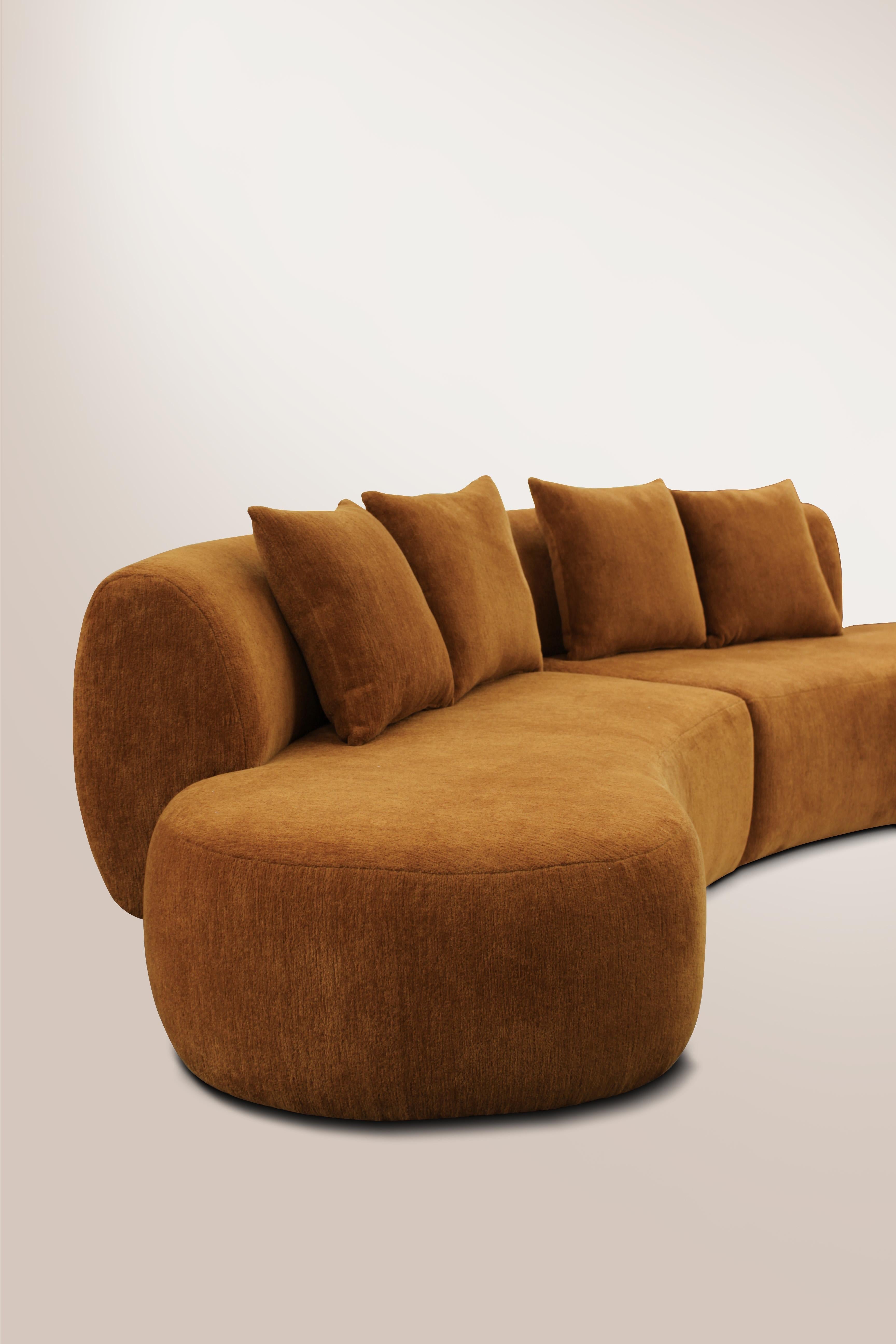https://a.1stdibscdn.com/21st-century-designed-by-ferrianisbolgi-hug-modular-sofa-pierre-frey-tangerine-for-sale-picture-5/f_53522/f_443324521743516758297/hug_modular_curved_03_master.jpg