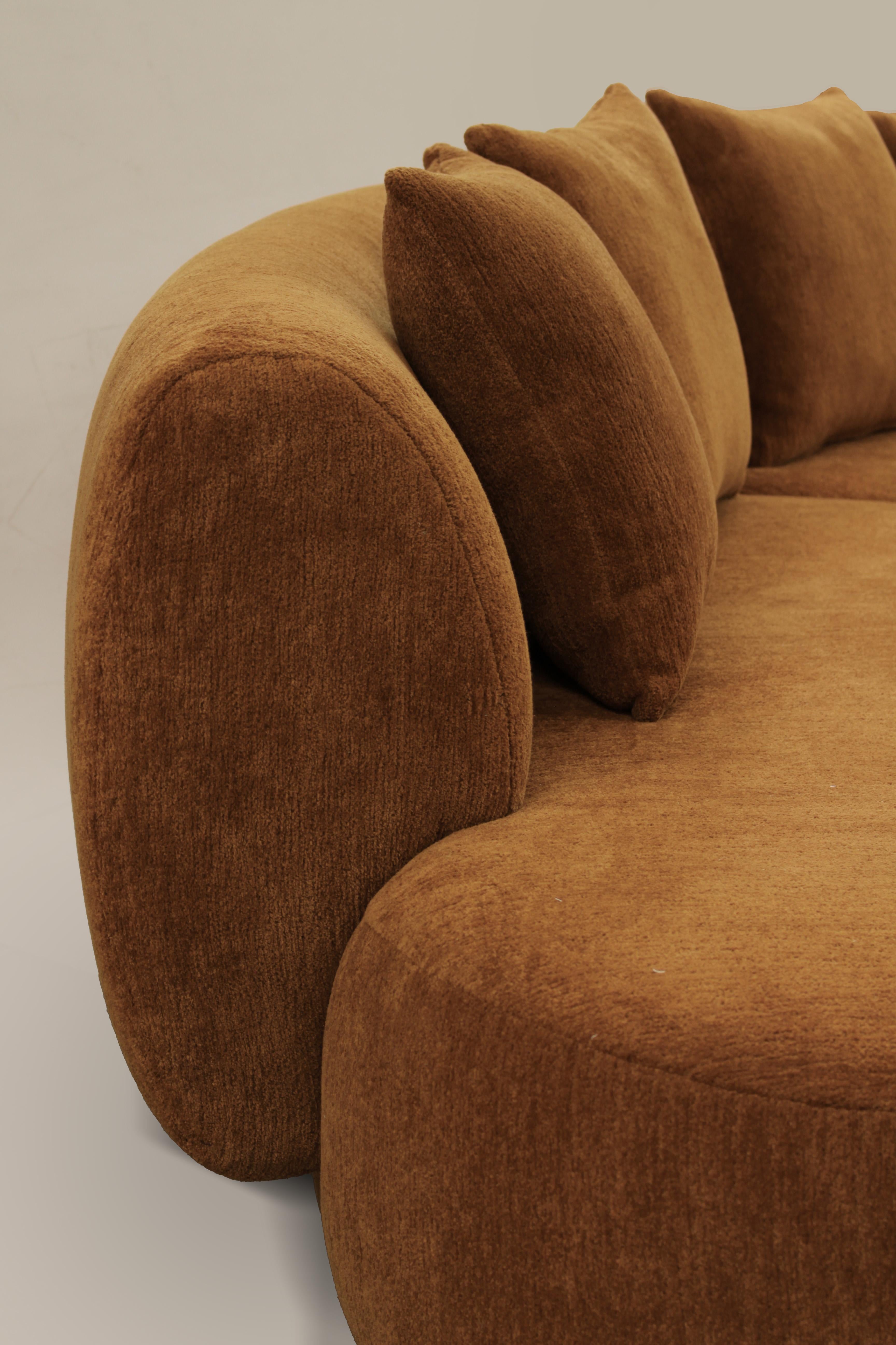 https://a.1stdibscdn.com/21st-century-designed-by-ferrianisbolgi-hug-modular-sofa-pierre-frey-tangerine-for-sale-picture-2/f_53522/f_443324521743516758326/hug_modular_curved_06_master.jpg