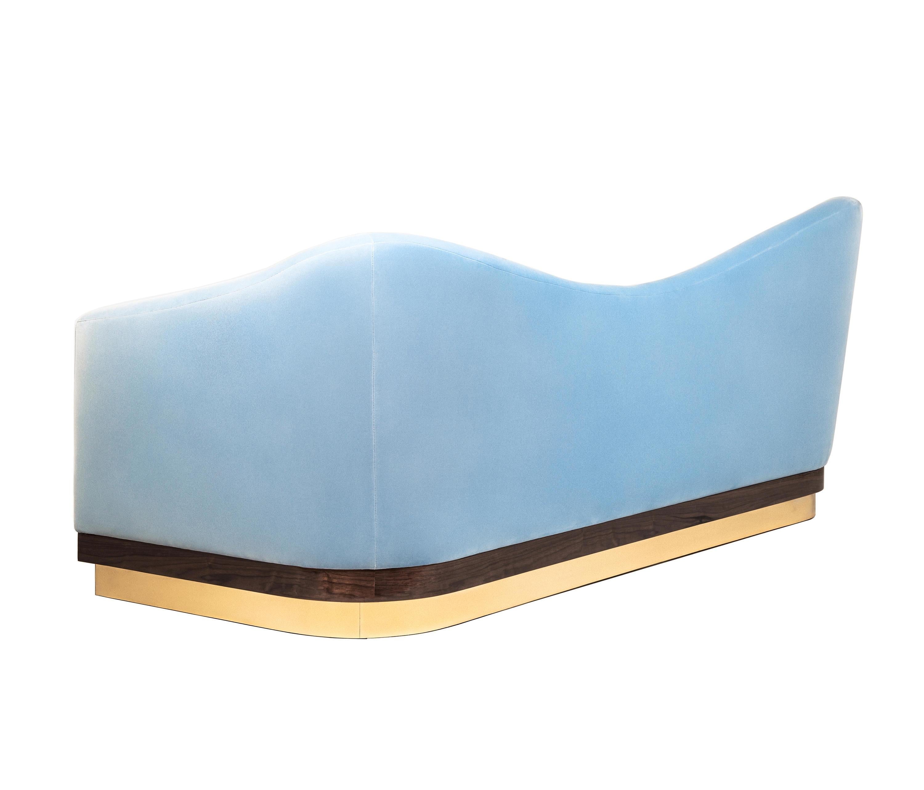 https://a.1stdibscdn.com/customizable-designer-sofa-with-classic-silhouette-and-soft-velvet-upholstery-for-sale-picture-4/f_27693/f_399651921717139091737/hughes_sofa_sky_006_time_b_master.jpg