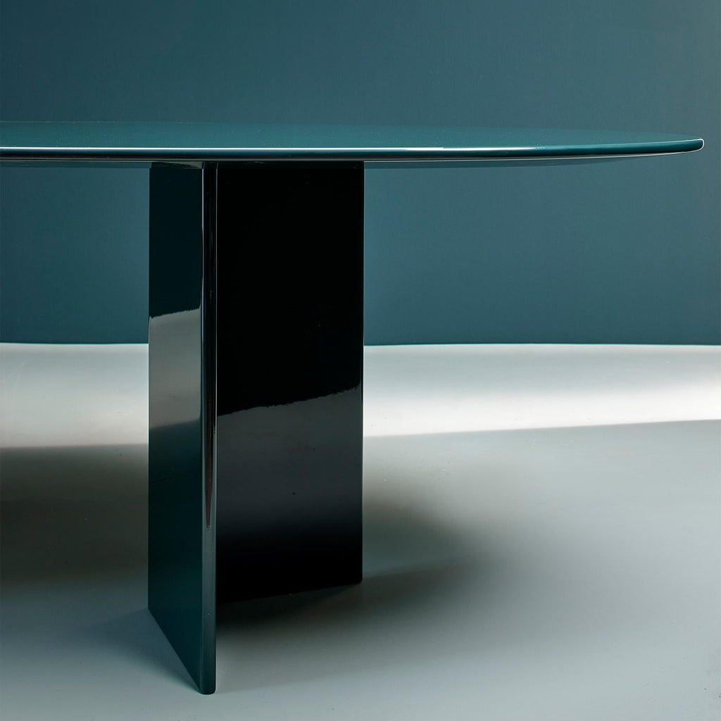 https://a.1stdibscdn.com/chelini-c-one-oval-glossy-green-dining-table-for-sale-picture-9/f_17062/f_490828521772710011915/hve8nbocxuj2mxwflt4kxxsce829_master.jpg