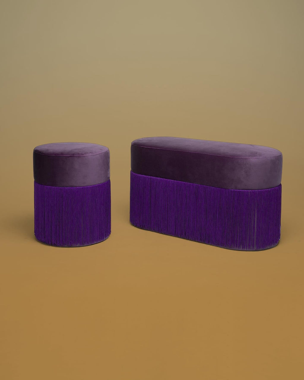 https://a.1stdibscdn.com/pouf-pill-l-contemporary-sculptural-pouf-with-velvet-and-fringes-by-houtique-for-sale-picture-17/f_12192/f_349283521744792643269/iLoveIG_com_Instagram_Media_001_2665435531002865011_master.jpg