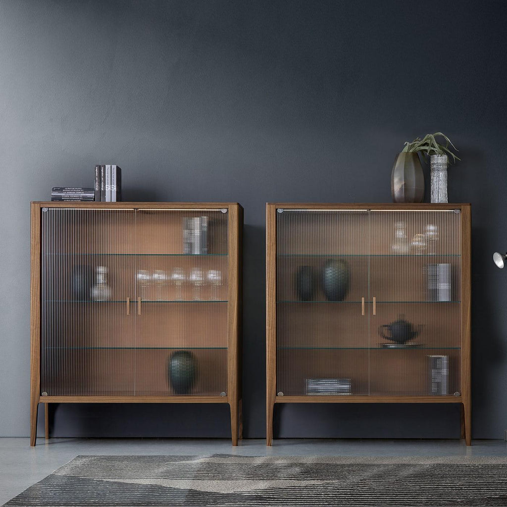 https://a.1stdibscdn.com/shanghai-display-unit-for-sale-picture-2/f_17062/f_274283521645119981091/iivh02puq7xrphkwas9qpcuy0et3_master.jpeg