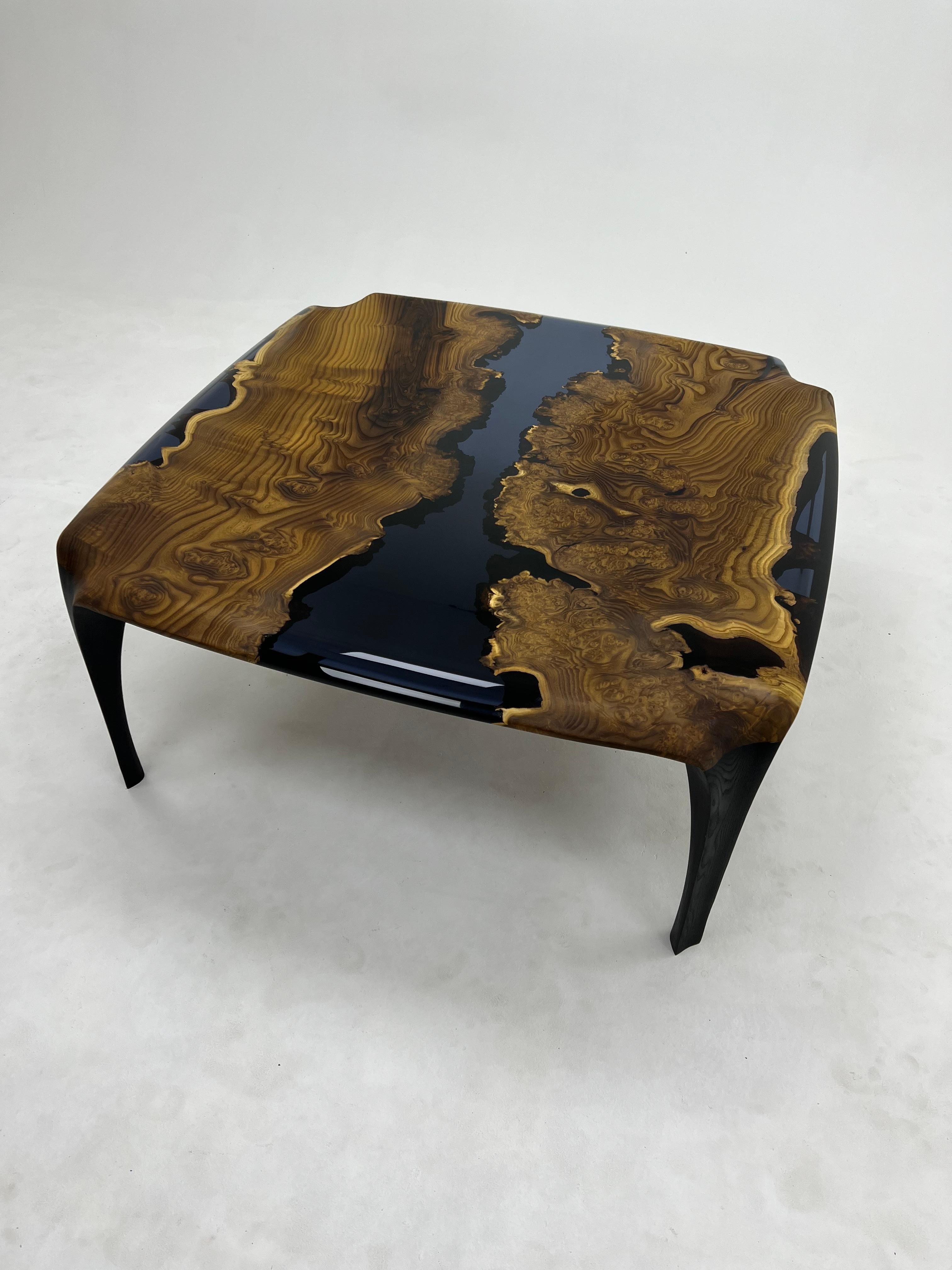 https://a.1stdibscdn.com/natural-wood-epoxy-resin-coffee-table-for-sale-picture-7/f_91932/f_36433702/image00005_1696322803974_master.jpeg