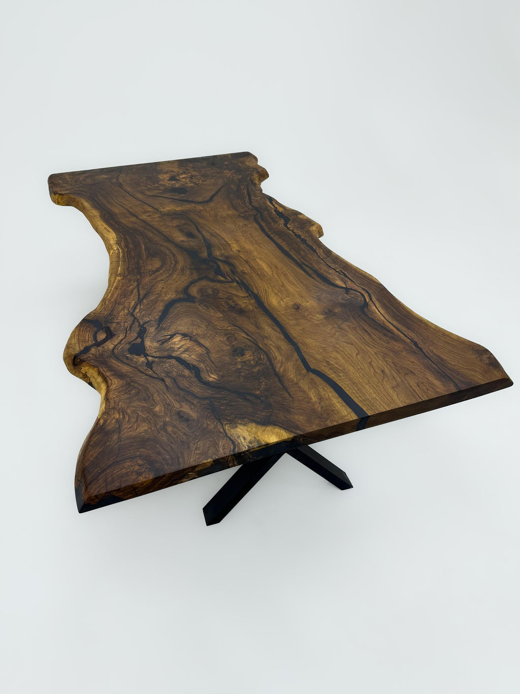 https://a.1stdibscdn.com/custom-wooden-ancient-walnut-dining-table-for-sale-picture-7/f_91932/f_364694021696508256742/image00006_master.jpeg
