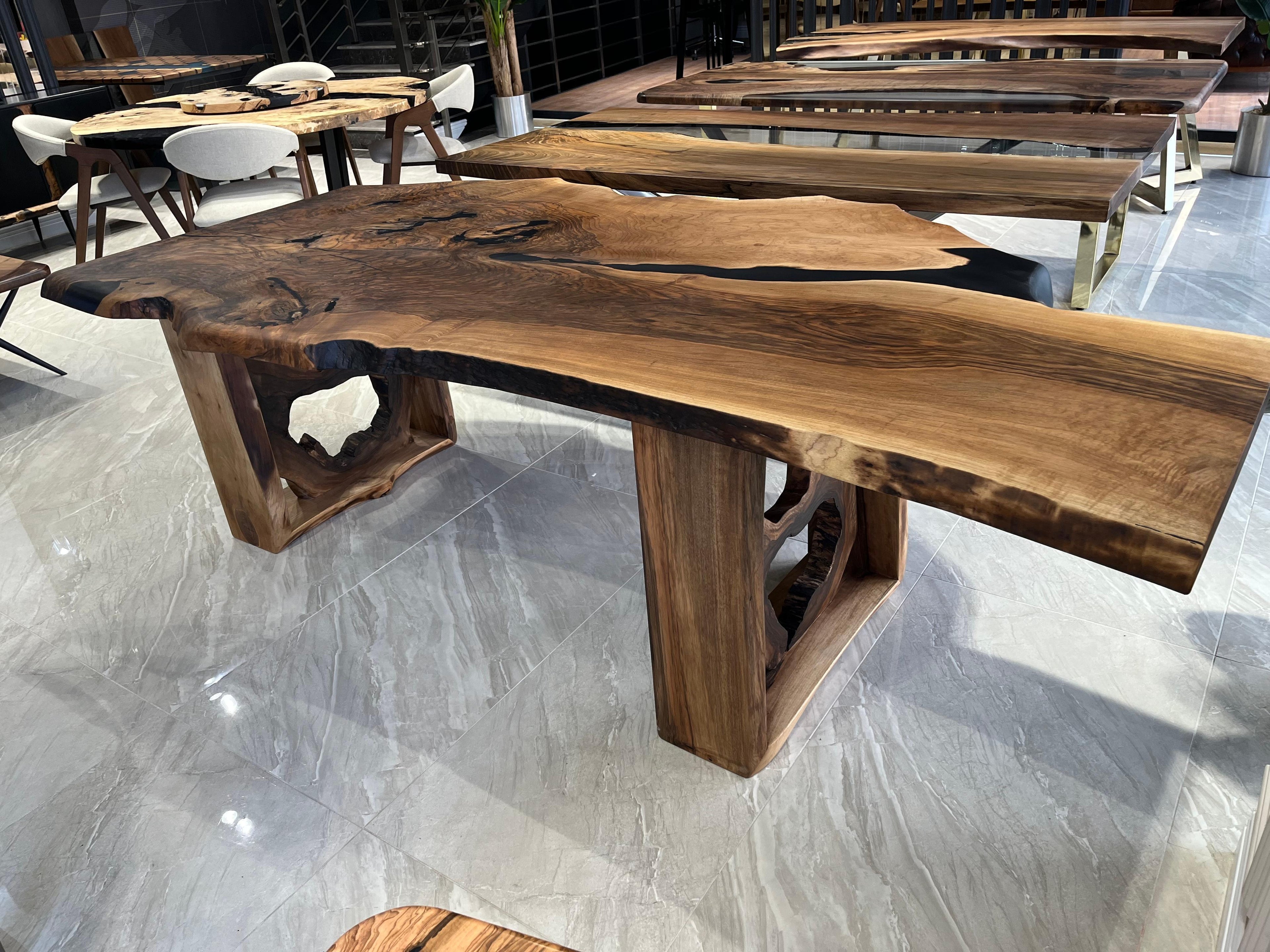 https://a.1stdibscdn.com/black-walnut-custom-live-edge-table-for-sale-picture-5/f_91932/f_36601702/image00116_1697211409493_master.jpeg