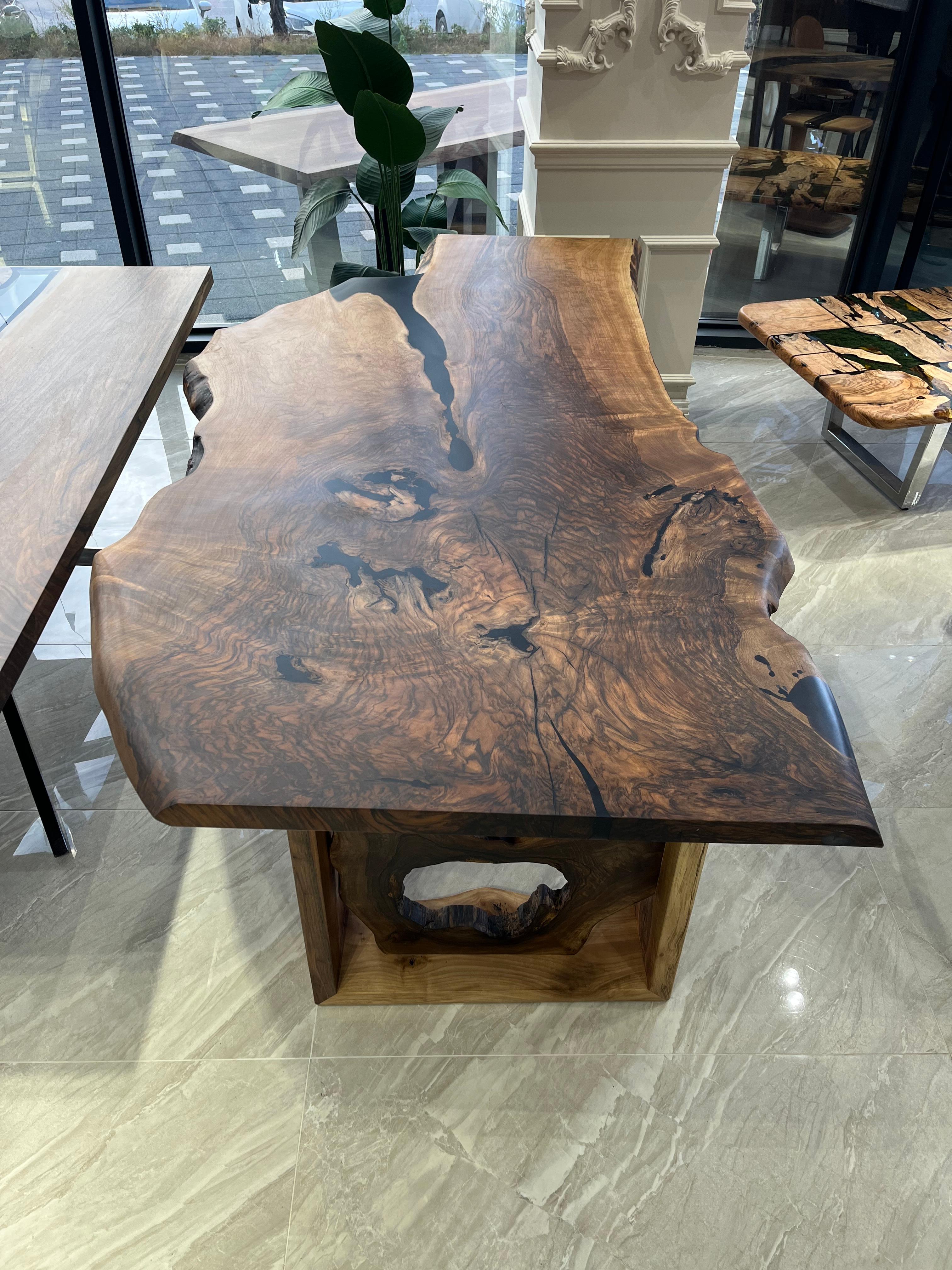 https://a.1stdibscdn.com/black-walnut-custom-live-edge-table-for-sale-picture-2/f_91932/f_36601702/image00120_1697211364488_master.jpeg