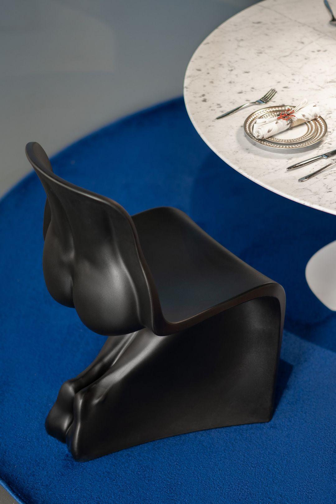 https://a.1stdibscdn.com/her-chair-matt-finish-ral9011-black-casamania-by-fabio-novembre-for-sale-picture-4/f_10794/f_393366421713517120907/image2_master.jpeg