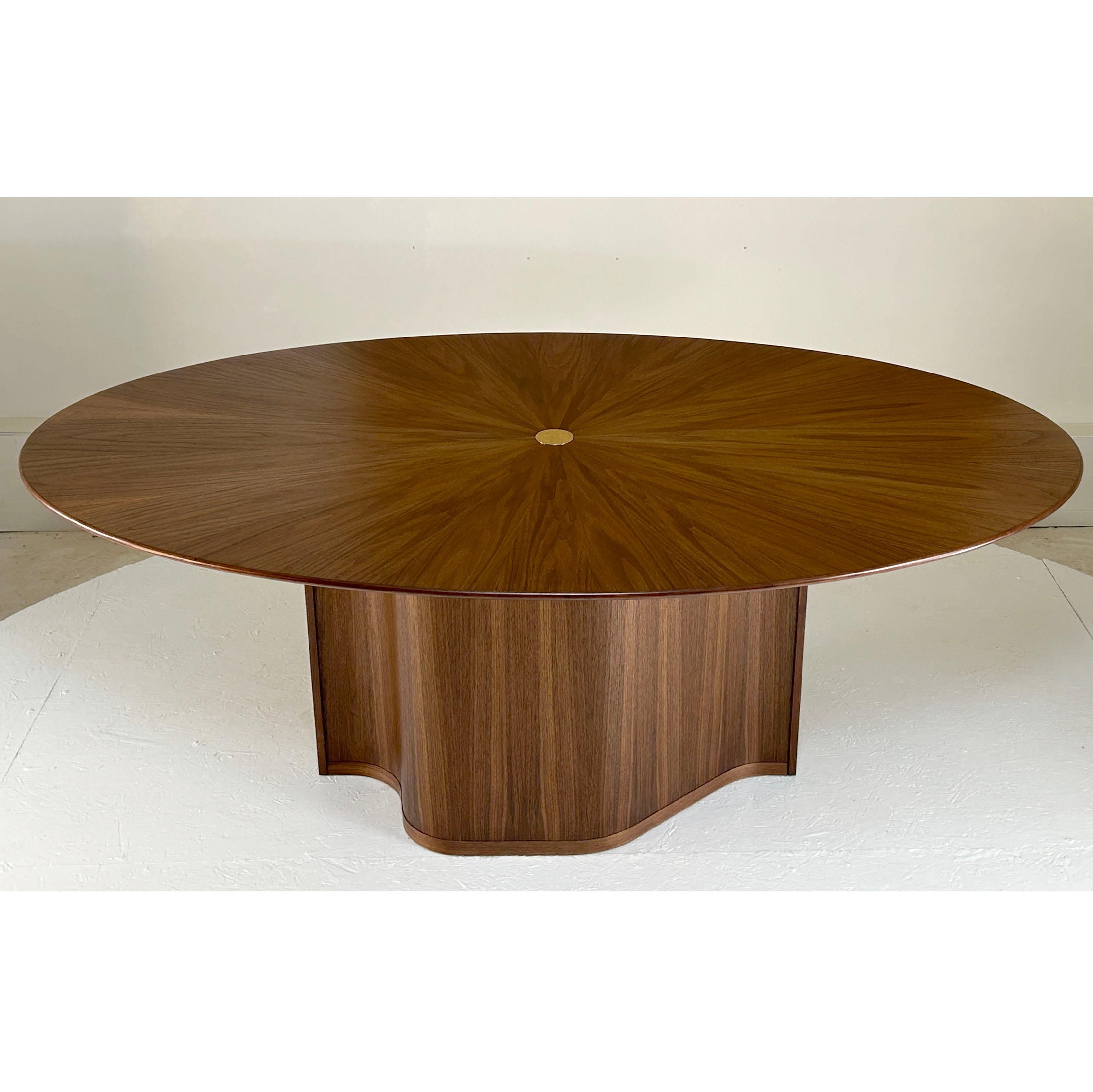 https://a.1stdibscdn.com/new-series-dining-table-focus-in-walnut-in-oval-and-round-for-sale-picture-5/f_16162/f_478780421765582873550/insta1_master.JPG