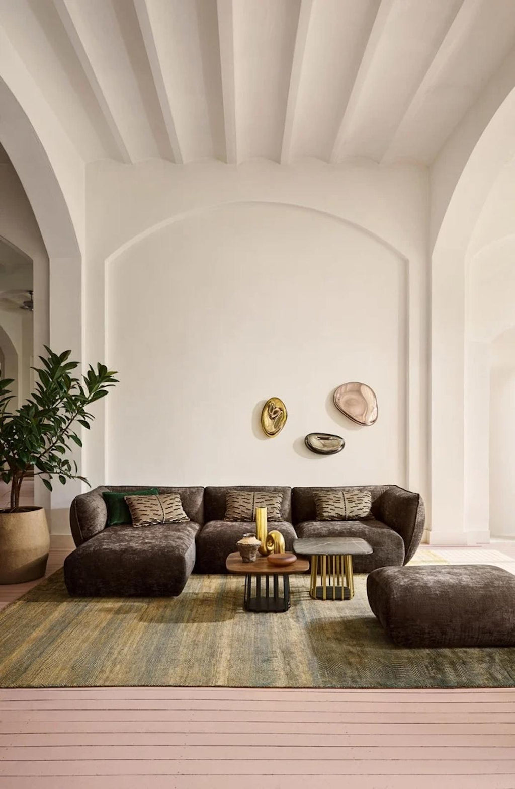 https://a.1stdibscdn.com/customizable-freifrau-mia-modular-sofa-by-ilja-huber-for-sale-picture-6/f_44652/f_466884021758134555240/j_Freifrau_MIA_3_97149_1_master.jpeg