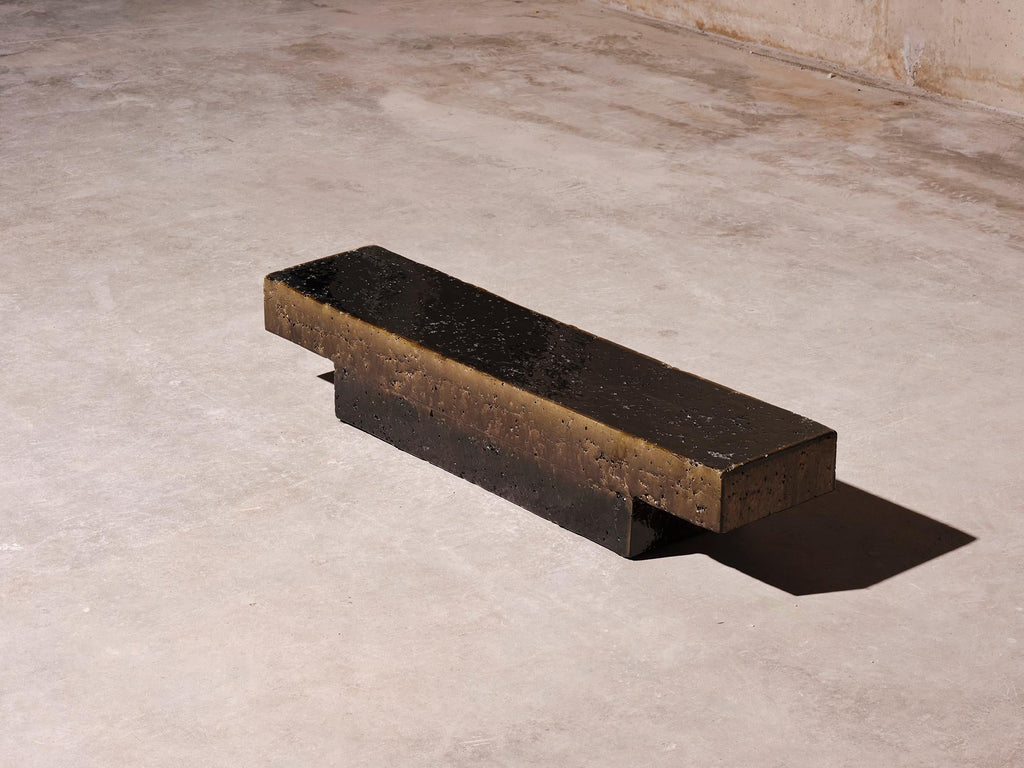 https://a.1stdibscdn.com/contemporary-ceramic-coffeetable-bench-glazed-stoneware-dark-green-brown-for-sale-picture-9/f_50491/f_310318921666861225574/jara_varela_APPARATU_BANCOS_ATRILES2534_master.jpg