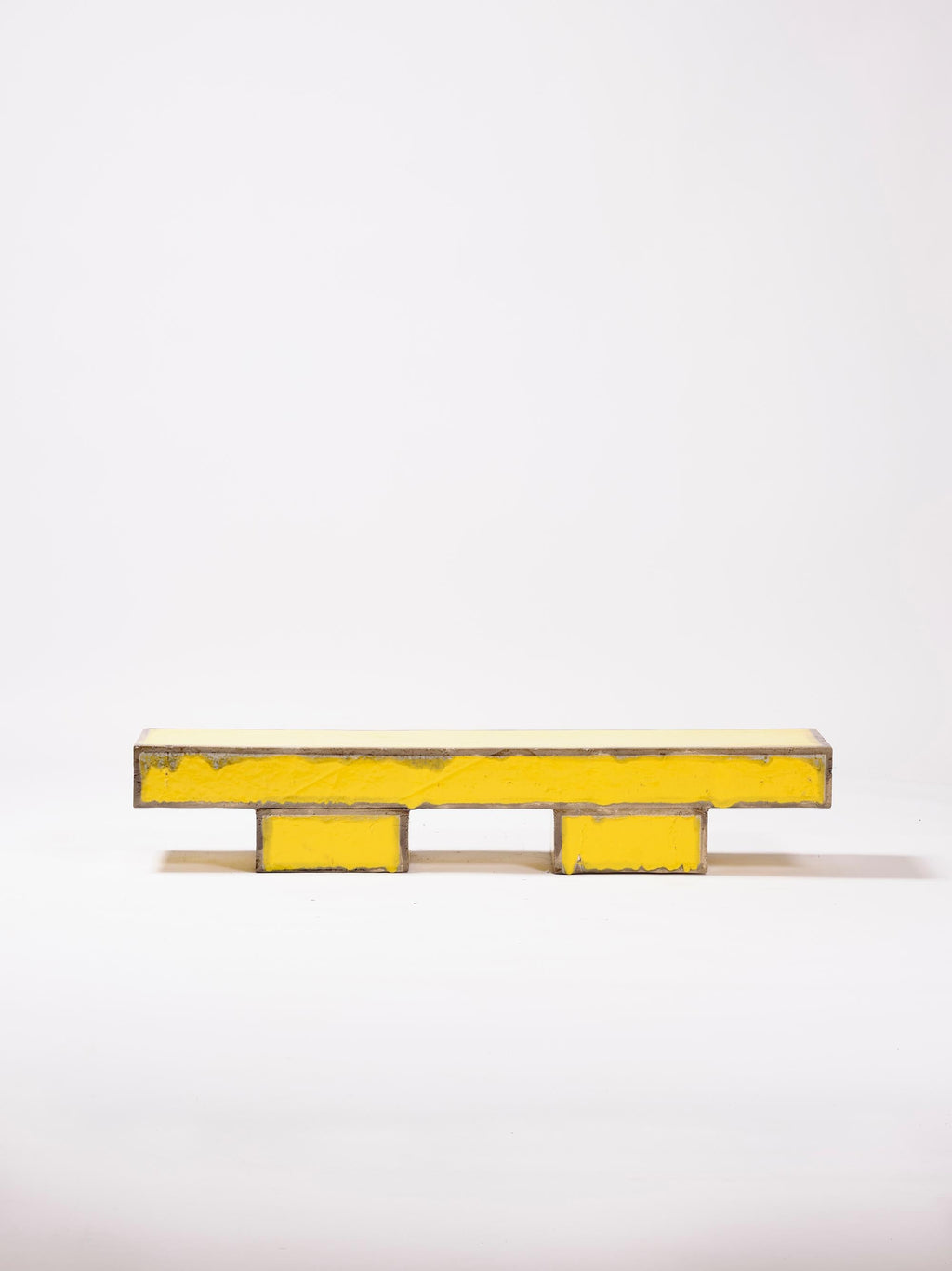 https://a.1stdibscdn.com/contemporary-ceramic-coffeetable-bench-glazed-stoneware-yellow-black-for-sale-picture-2/f_50491/f_310321521666862311793/jara_varela_APPARATU_BANCOS_ATRILES2686_master.jpg