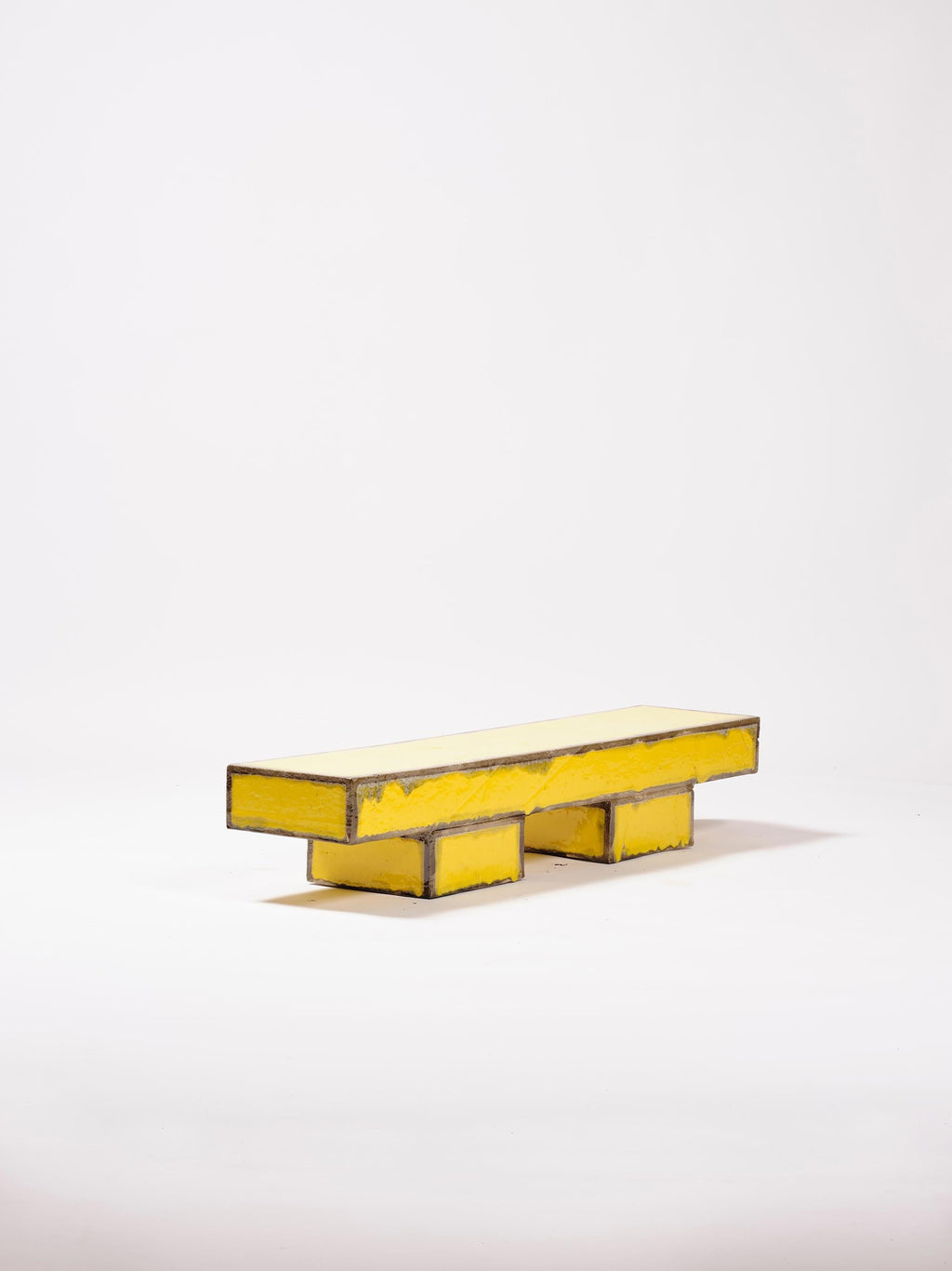 https://a.1stdibscdn.com/contemporary-ceramic-coffeetable-bench-glazed-stoneware-yellow-black-for-sale-picture-3/f_50491/f_310321521666862311796/jara_varela_APPARATU_BANCOS_ATRILES2687_master.jpg