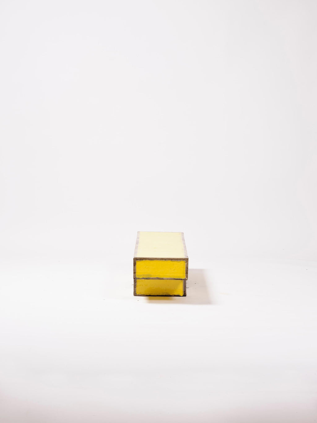 https://a.1stdibscdn.com/contemporary-ceramic-coffeetable-bench-glazed-stoneware-yellow-black-for-sale-picture-6/f_50491/f_310321521666862311664/jara_varela_APPARATU_BANCOS_ATRILES2696_master.jpg