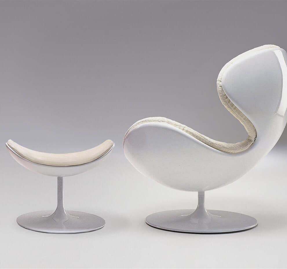 https://a.1stdibscdn.com/21st-century-jetsons-swivel-armchair-by-guglielmo-berchicci-stainless-steel-for-sale-picture-5/f_52352/1593614012318/jetsons_con_pouff_laterale_Copia_master.jpeg