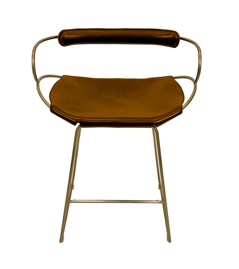 https://a.1stdibscdn.com/kitchen-stool-with-backrest-brass-steel-natural-tobacco-leather-modern-for-sale-picture-2/f_40561/f_240948021623240518420/jovervalls_hug_counter_stool_backrest_aged_brass_natural_tobacco_4__master.jpg?width=768