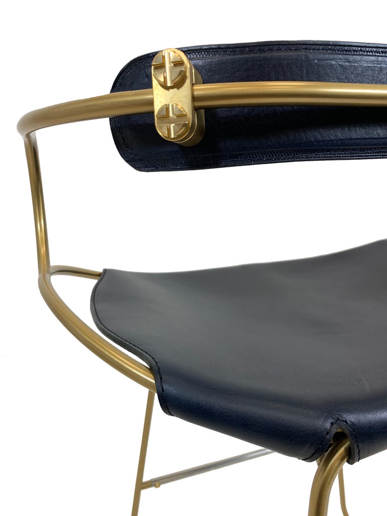 https://a.1stdibscdn.com/bar-stool-with-backrest-old-silver-steel-and-black-saddler-leather-for-sale-picture-10/f_40561/f_181642621603975872699/jovervalls_hug_stool_backrest_navy_06_master.jpg?width=768