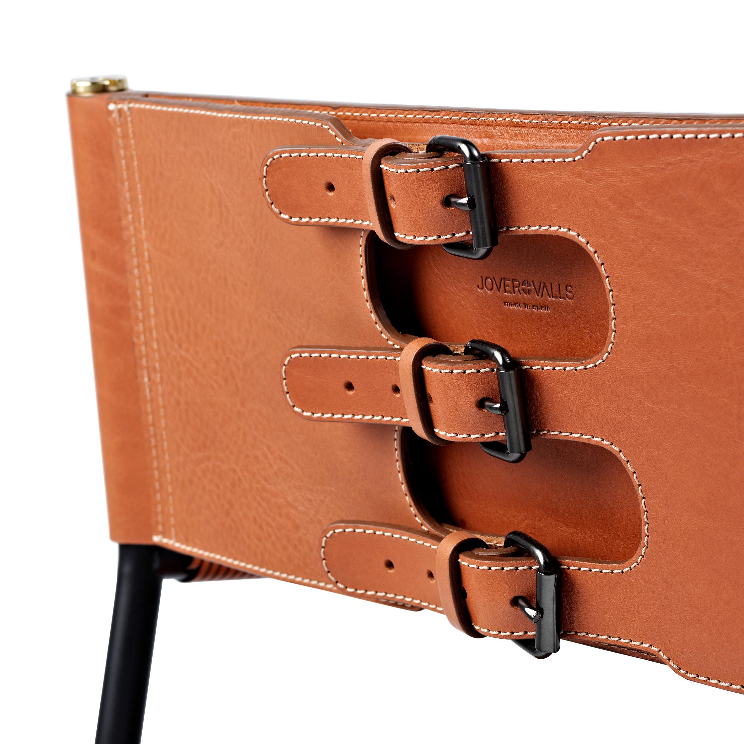 https://a.1stdibscdn.com/repose-barstool-w-backrest-natural-tan-saddle-black-rubbered-metal-frame-for-sale-picture-9/f_40561/f_303446721662657088739/jovervalls_repose_armchair_naturaltobacco_blackpowder_detail_7__master.jpg