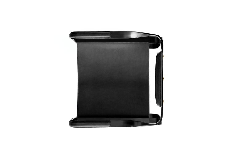 https://a.1stdibscdn.com/armchair-black-smoke-steel-and-black-leather-contemporary-style-for-sale-picture-4/f_40561/f_198579521624892266816/jovervalls_wanderlust_armchair_blacksmocke_black_2__master.jpg?width=768