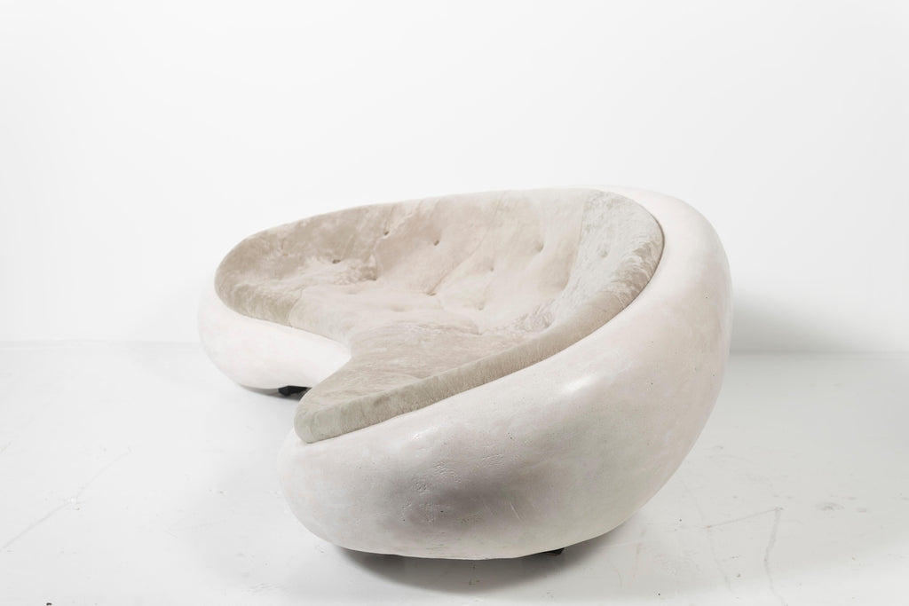 https://a.1stdibscdn.com/custom-sofa-in-marble-composite-with-upholstered-shearling-by-rogan-gregory-for-sale-picture-10/f_70412/f_307533321665166536274/kenfulk_20221004_0315_master.jpg