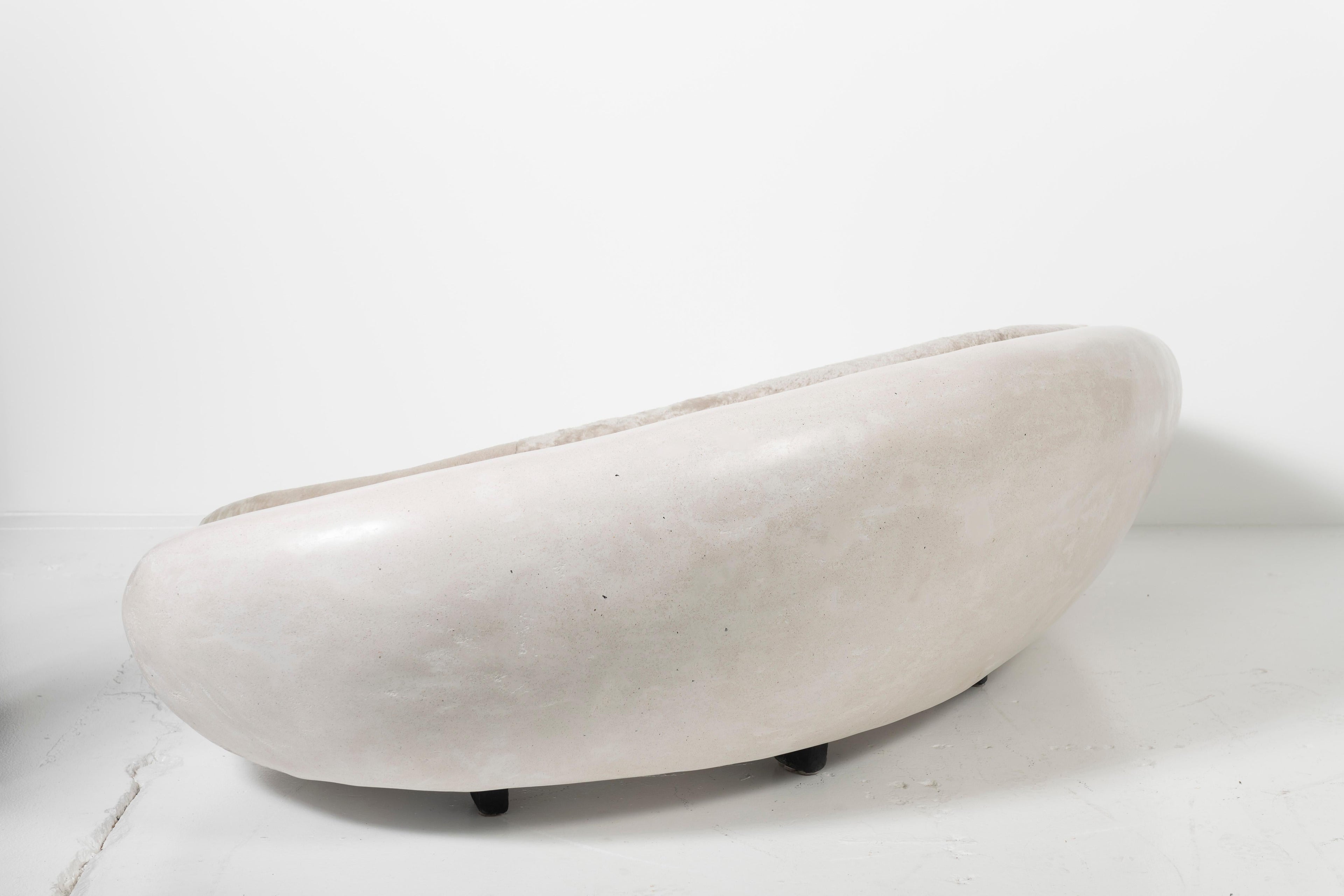 https://a.1stdibscdn.com/custom-sofa-in-marble-composite-with-upholstered-shearling-by-rogan-gregory-for-sale-picture-9/f_70412/f_307533321665166536709/kenfulk_20221004_0316_master.jpg