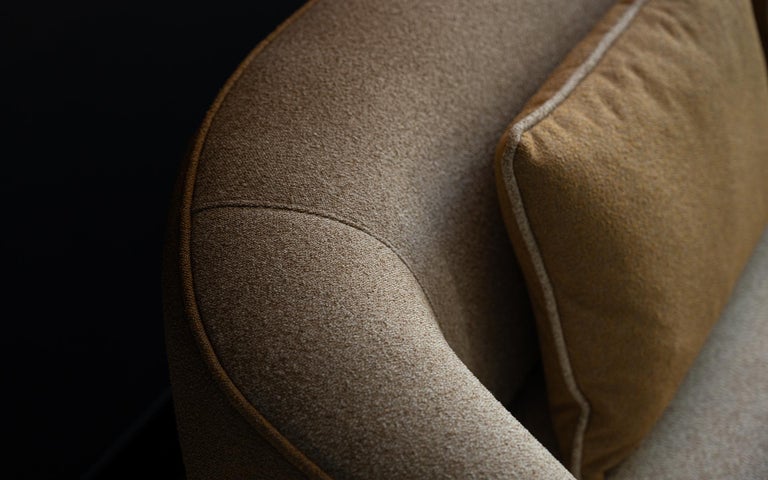 https://a.1stdibscdn.com/koji-two-seater-sofa-for-sale-picture-12/f_62262/f_420156821729772691963/koji_ikili_kanepe_DSA00482_20241015__master.jpg?width=768