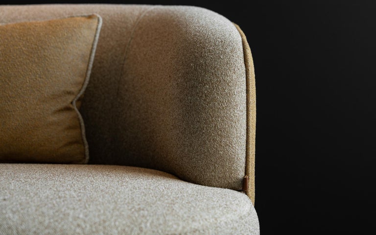 https://a.1stdibscdn.com/koji-two-seater-sofa-for-sale-picture-10/f_62262/f_420156821729772691543/koji_ikili_kanepe_DSA00484_20241015__master.jpg?width=768