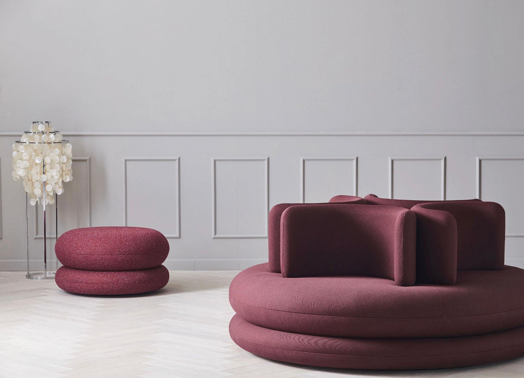 https://a.1stdibscdn.com/verpan-easy-sofa-by-verner-panton-1963-round-upholstered-sofa-170-cm-669-inc-for-sale-picture-3/f_105752/f_492146021773424233432/la2_master.jpg