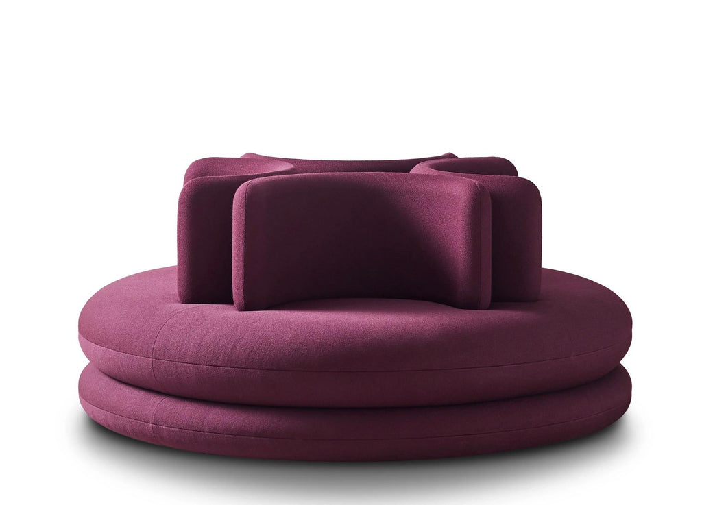 https://a.1stdibscdn.com/verpan-easy-sofa-by-verner-panton-1963-round-upholstered-sofa-170-cm-669-inc-for-sale-picture-2/f_105752/f_492146021773424233666/la_master.jpg