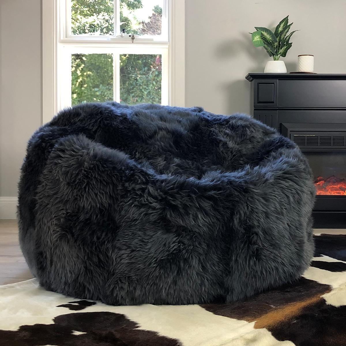 https://a.1stdibscdn.com/grey-large-sheepskin-bean-bag-chair-australian-sheepskin-made-in-australia-for-sale-picture-2/f_44572/f_173285121577055659443/large_sheepskin_bean_bag_steel_grey_master.jpg