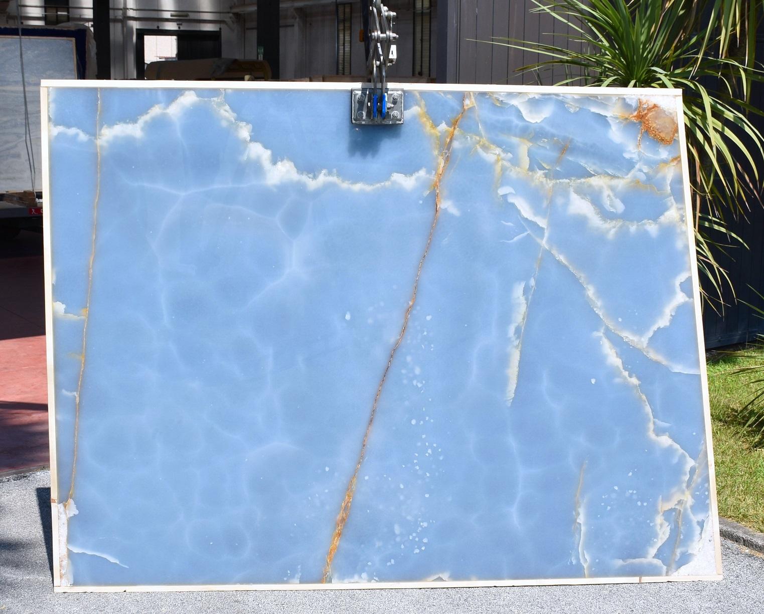 https://a.1stdibscdn.com/onyx-blue-dining-table-sculpture-mirror-steel-white-marble-inlay-customizable-for-sale-picture-5/f_22003/f_284457721651222893673/lastra_5_master.JPG