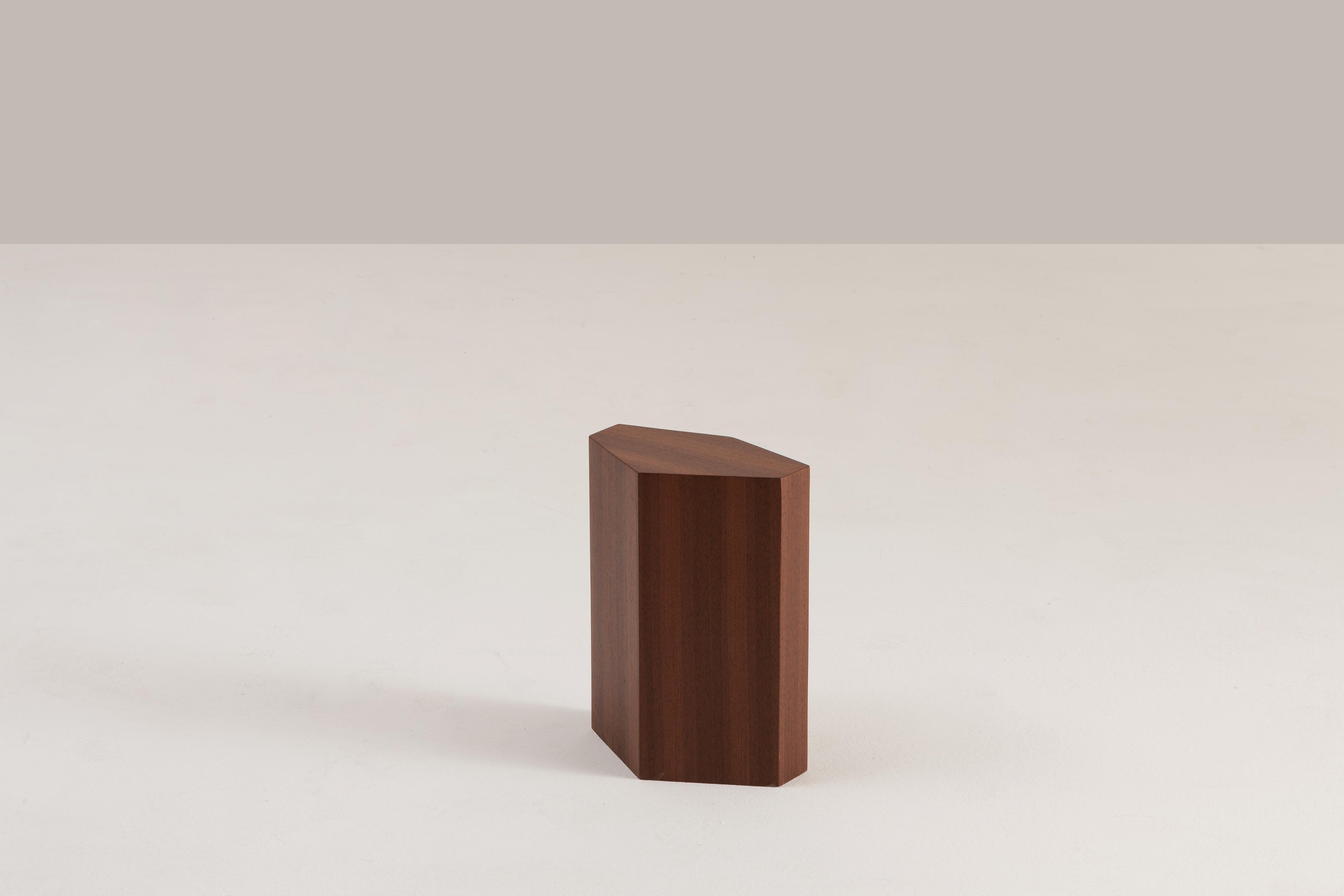 https://a.1stdibscdn.com/laurameroni-imperfetto-coffee-tables-set-in-custom-materials-for-sale-picture-9/f_52792/f_346431521686128494630/laurameroni_imperfetto_mahogany_low_table_01_master.jpg