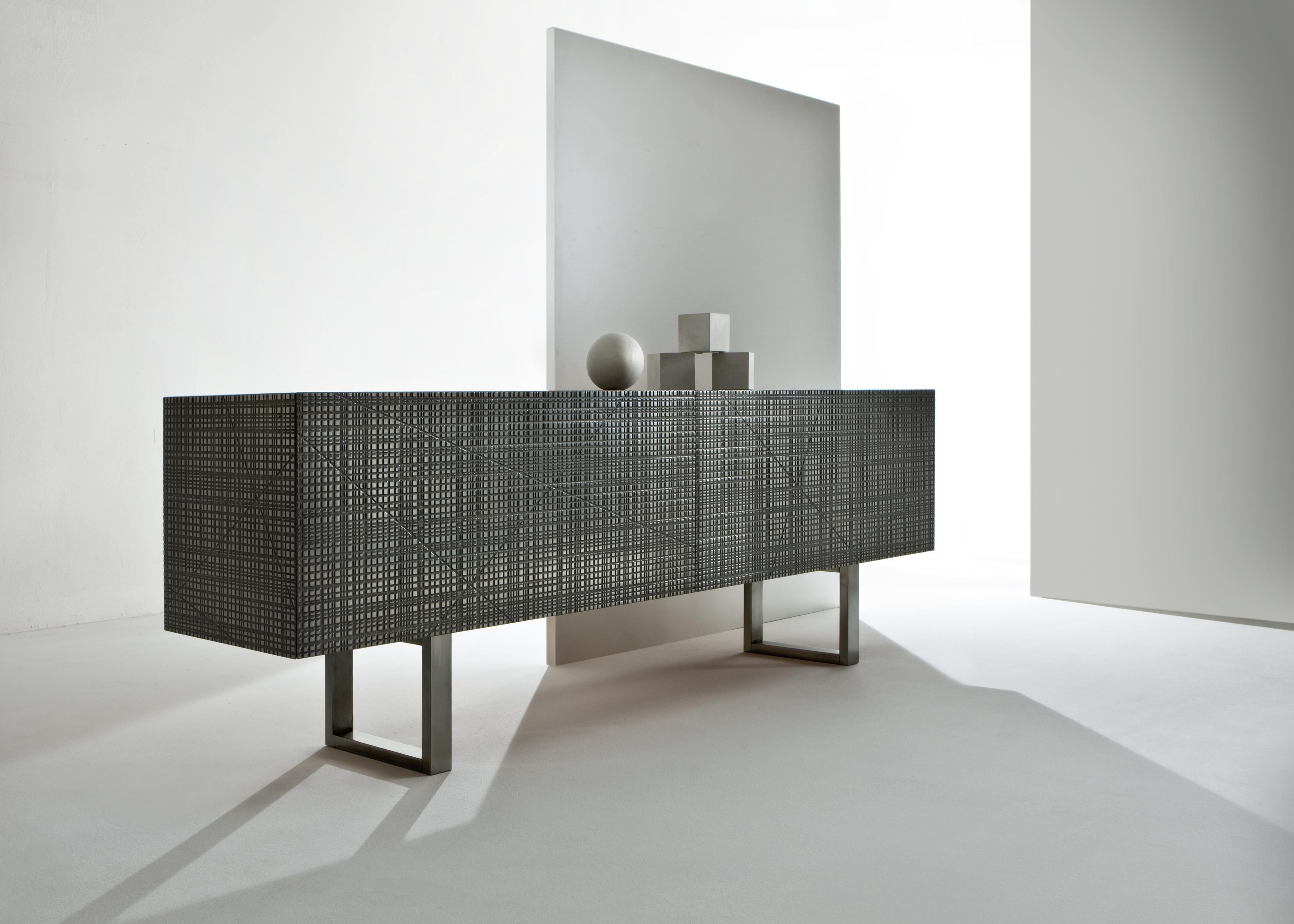 https://a.1stdibscdn.com/laurameroni-maxima-sideboard-in-tin-liquid-metal-marble-by-bartoli-design-for-sale-picture-4/f_52792/f_235548821619594632912/laurameroni_maxima_liquidmetal_sideboard_01_master.jpg