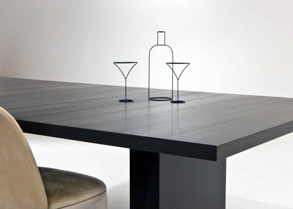 https://a.1stdibscdn.com/laurameroni-st-51-m-rectangular-metal-dining-table-in-black-iron-cenere-for-sale-picture-2/f_52792/f_235846421619769785495/laurameroni_metal_stars_table_01_master.jpg