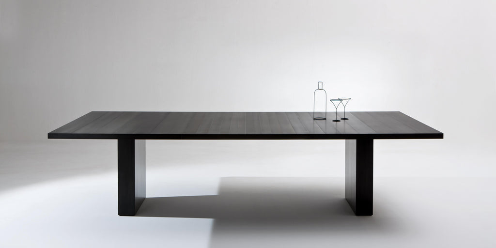 https://a.1stdibscdn.com/laurameroni-st-51-custom-rectangular-metal-dining-table-in-black-iron-cenere-for-sale-picture-2/f_52792/f_235846421666604469721/laurameroni_st_51_table_black_iron_00_master.jpg