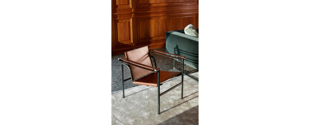 https://a.1stdibscdn.com/le-corbusier-pierre-jeanneret-charlotte-perriand-lc1-chair-by-cassina-for-sale-picture-2/f_14272/f_382492221707051366928/lc1_in_touch_master.jpg