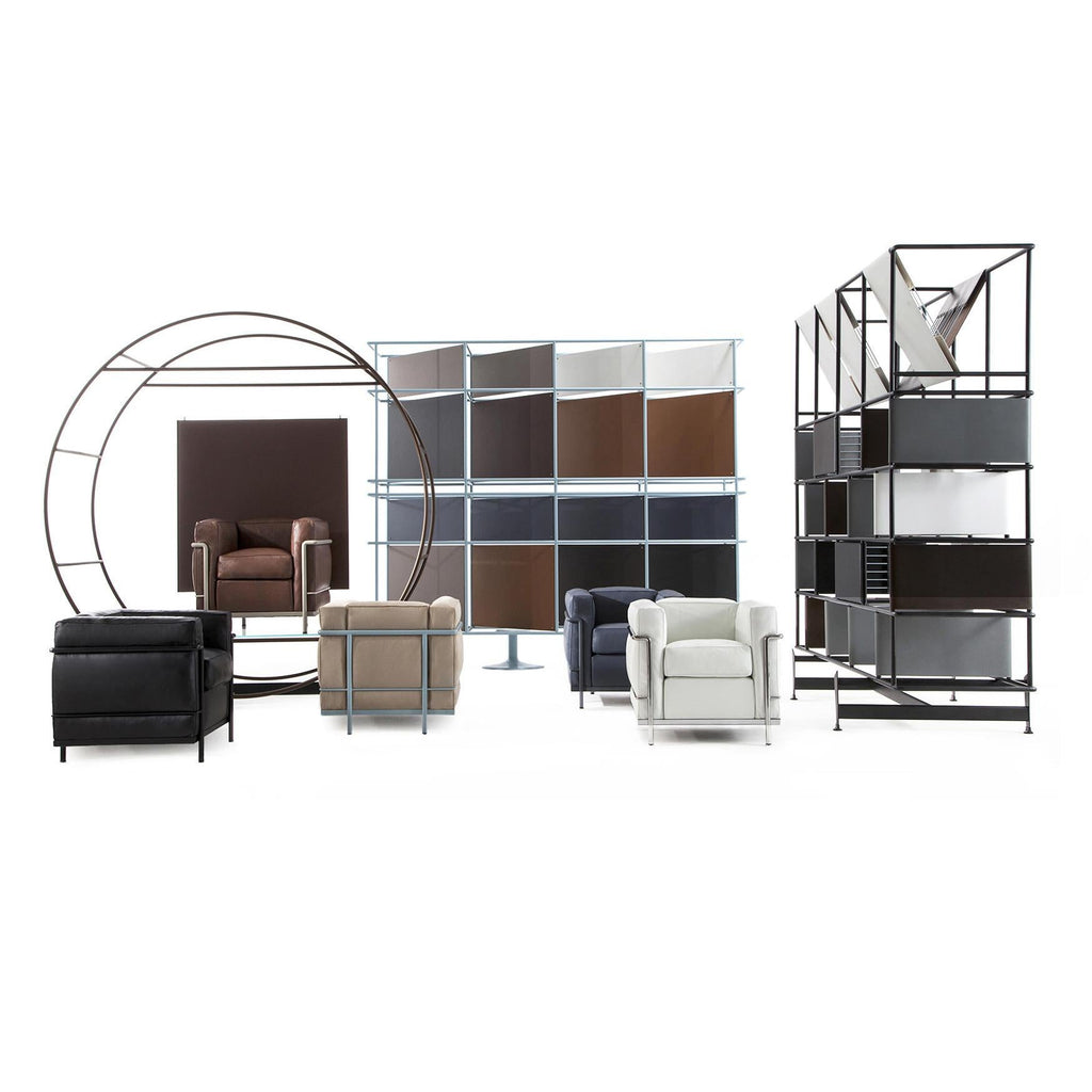https://a.1stdibscdn.com/le-corbusier-p-jeanneret-charlotte-perriand-lc2-poltrona-armchair-by-cassina-for-sale-picture-3/f_14272/f_302953521662460276715/lc2_gallery_09_master.jpg