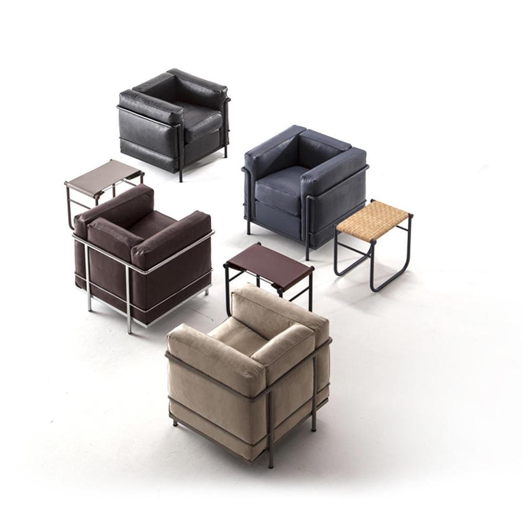 https://a.1stdibscdn.com/le-corbusier-pjeanneret-charlotte-perriand-lc2-poltrona-armchair-by-cassina-for-sale-picture-9/f_14272/f_302130521661940023808/lc2_gallery_15_master.jpg