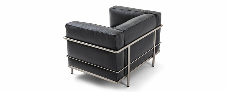 https://a.1stdibscdn.com/le-corbusier-jeanneret-charlotte-perriand-lc3-fauteuil-grand-confort-for-sale-picture-9/f_14272/f_468797021759317084082/lc3_durable_38_master.jpg?width=768